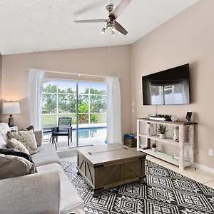  Villa Charming Perfect For Family, Garden View