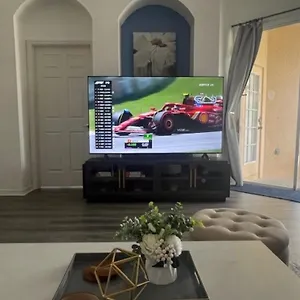  Villa Luxury - 75 Inch Smart Tv, Upgrades Throughout! 20 Minutes To